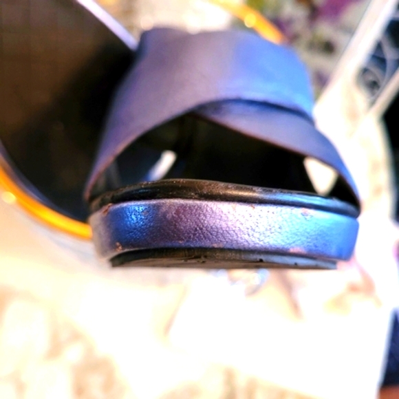 Donald Pliner heels - Picture 4 of 5